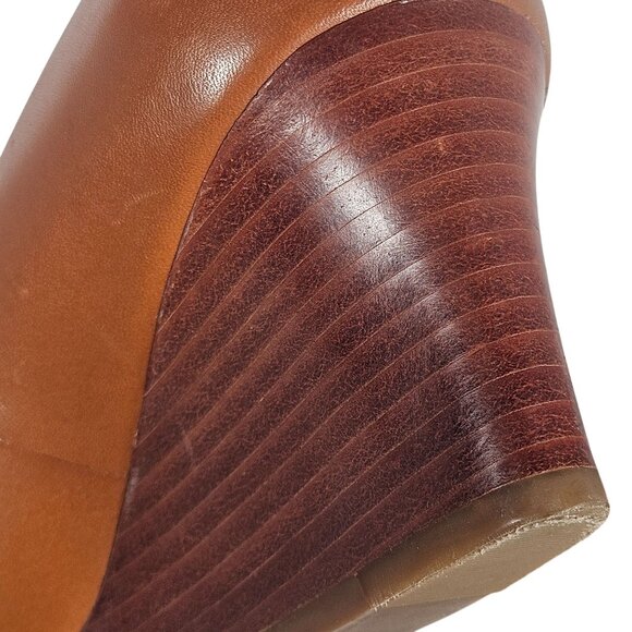 Tory Burch Women Cognac Wedge Pumps 6M Leather Logo, Fall Preppy, Quiet Luxury - Picture 14 of 15